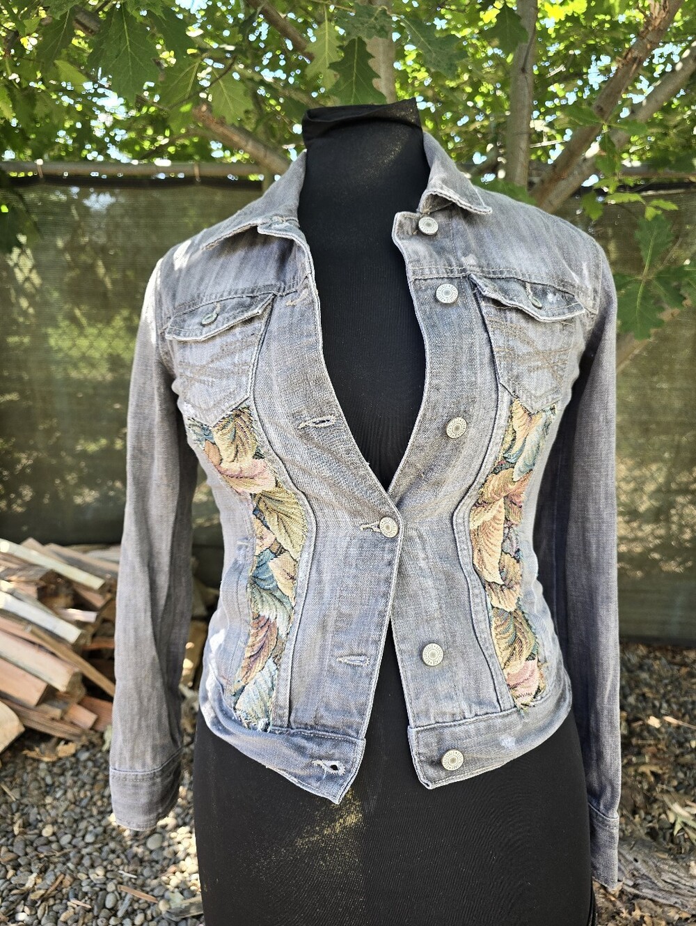 Y2K Gray Tapestry Floral Embroidered Denim Jean Jacket Cropped Shabby Chic Boho